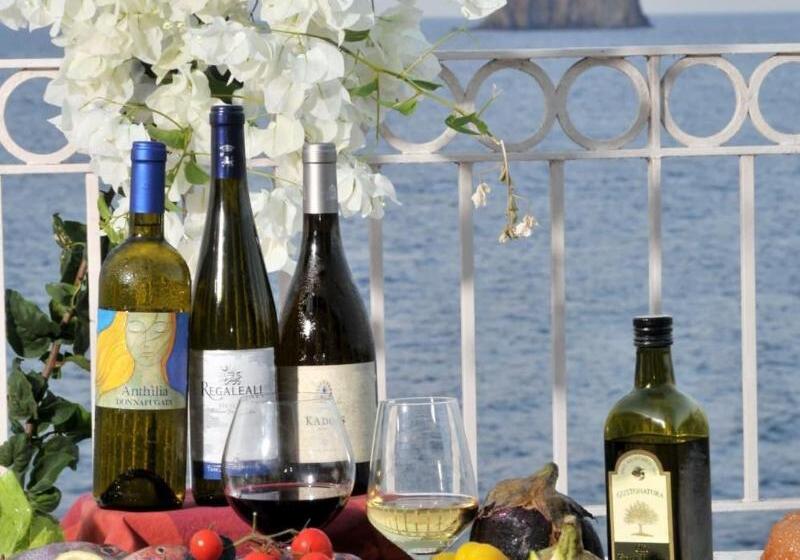 Hotel Villaggio Stromboli  Isola Di Stromboli