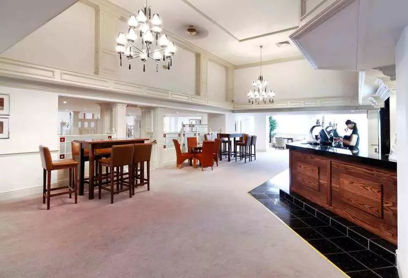 Mercure Swindon South Marston Hotel & Spa