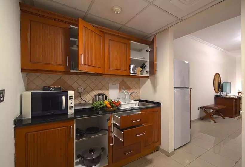 Rose Garden Hotel Apartments   Bur Dubai