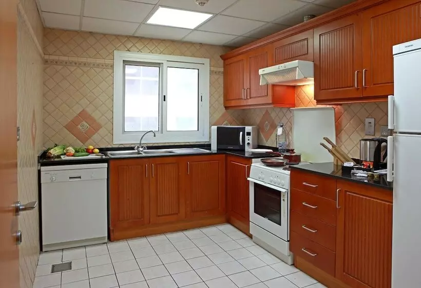 Rose Garden Hotel Apartments   Bur Dubai