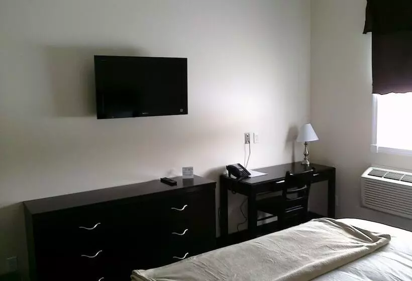 Auberge Macdonald Guest Inn