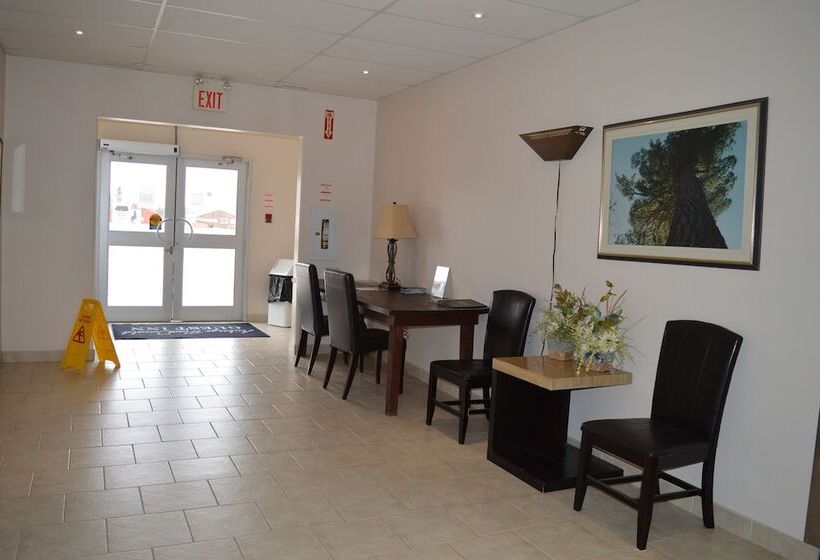 Общежитие Auberge Macdonald Guest Inn