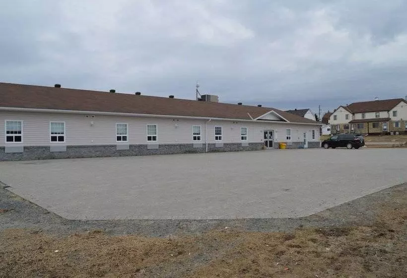 Auberge Macdonald Guest Inn