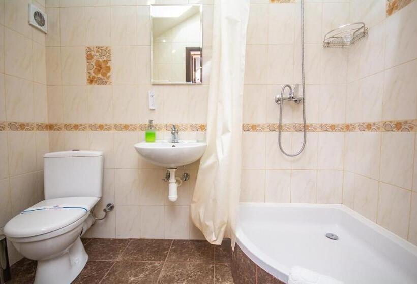 فندق три сімки