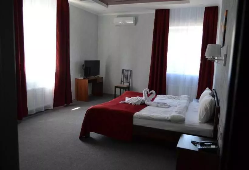 ホテル три сімки