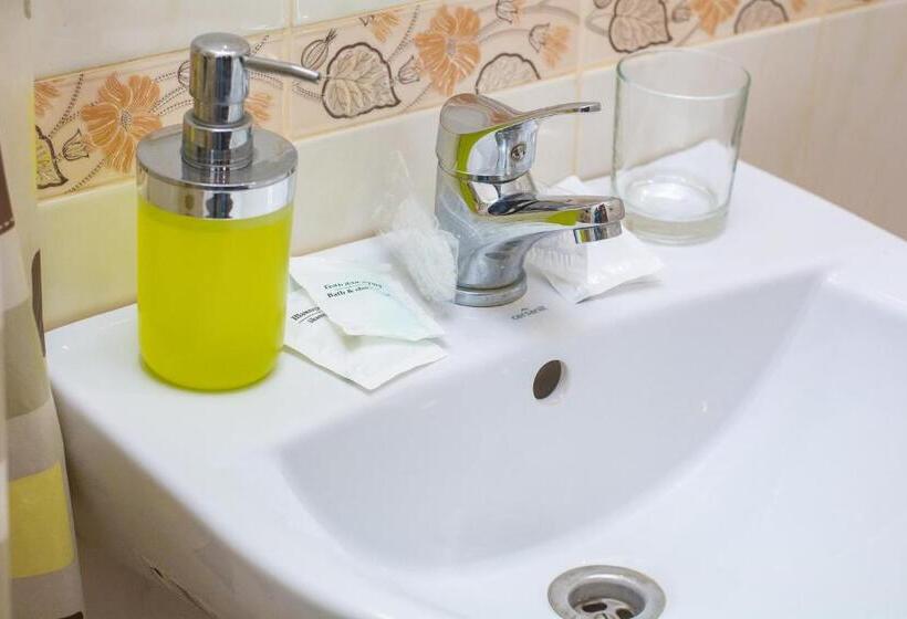 فندق три сімки