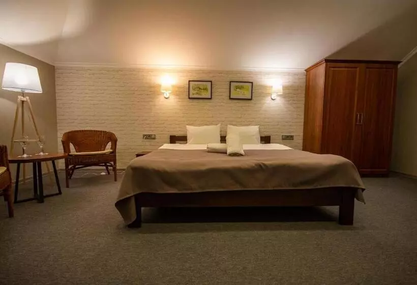 ホテル три сімки