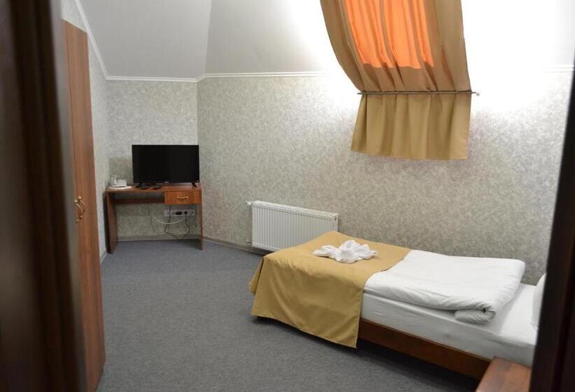 فندق три сімки