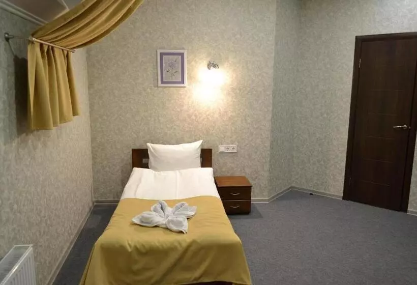 ホテル три сімки