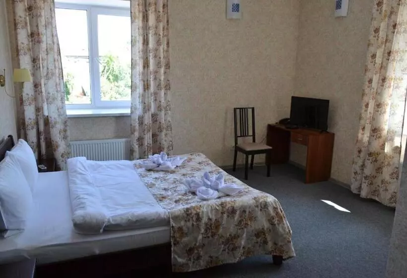 ホテル три сімки