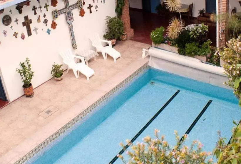 Hotelli Casa De Los Milagros