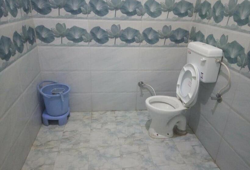 ホテル Himalaya View, Dhanaulti