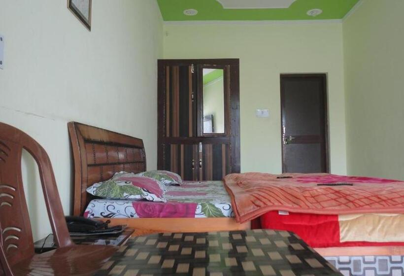 ホテル Himalaya View, Dhanaulti