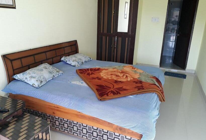 ホテル Himalaya View, Dhanaulti