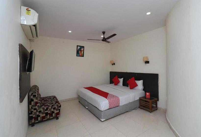 酒店 Oyo 29234 Rajwada Lawn