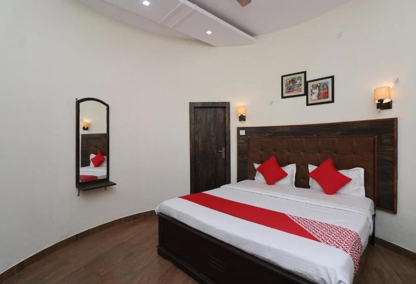 酒店 Oyo 29234 Rajwada Lawn