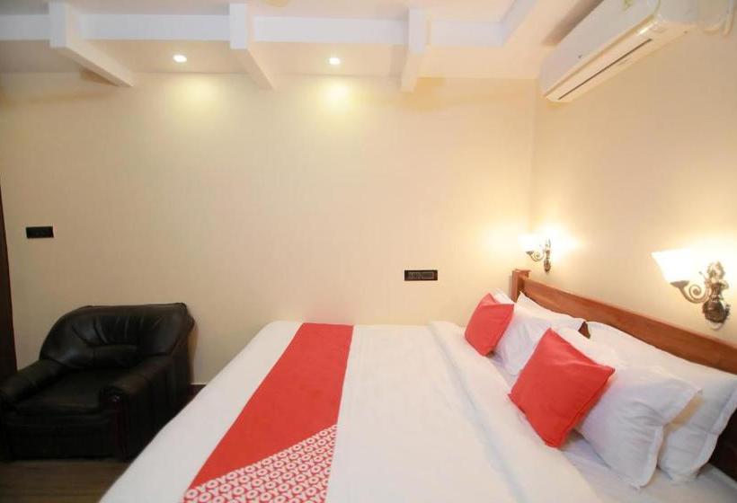Hotel Oyo 35618 Grace Residency