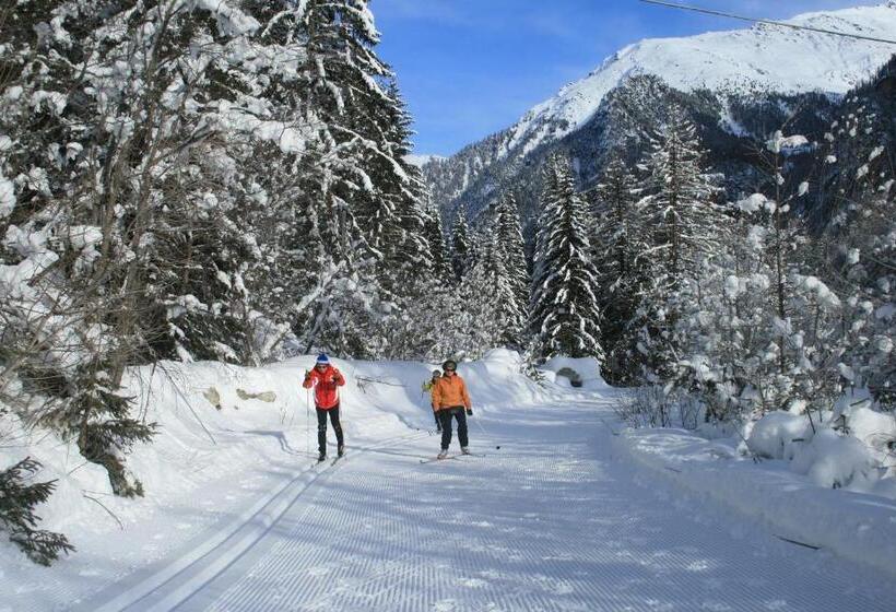 酒店 Restaurant Waldheim