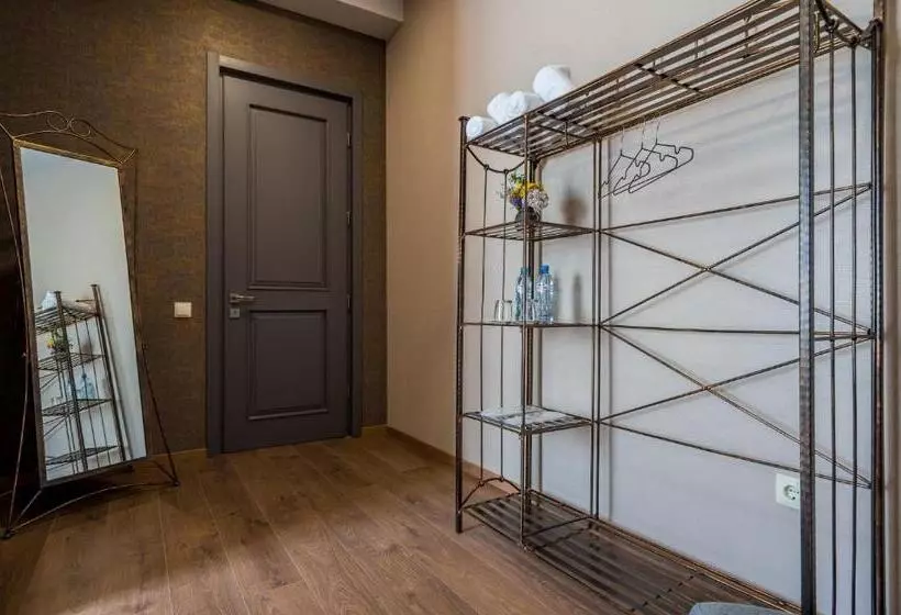 هتل Travel Inn Kazbegi