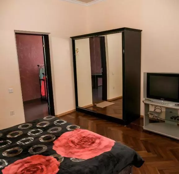 پانسیون Irakli Guest House