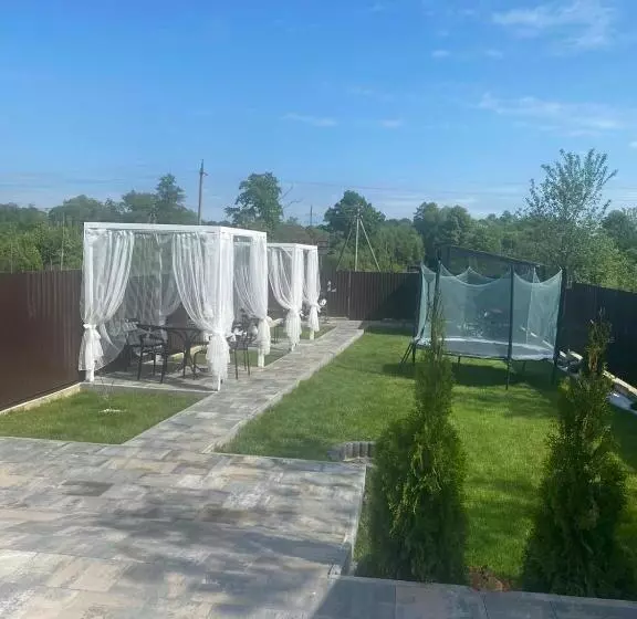 Majatalo Prykarpatska Villa