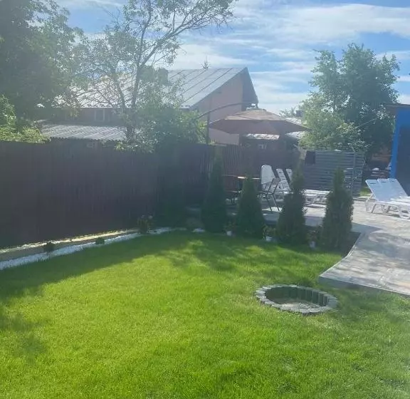 Majatalo Prykarpatska Villa