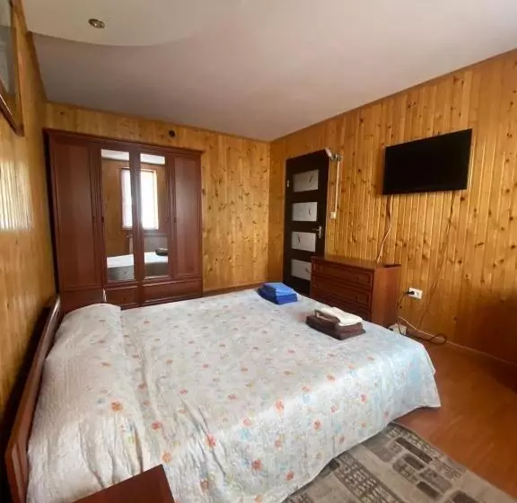 Majatalo Prykarpatska Villa