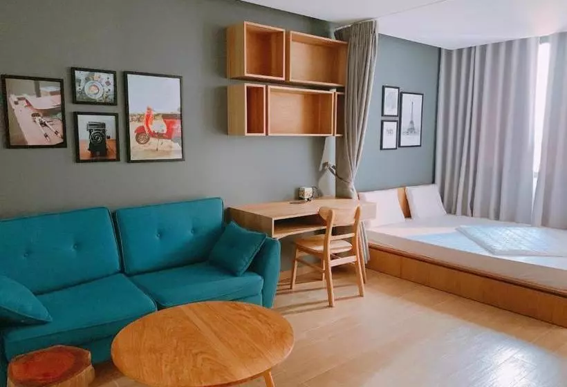 The Avis Apartments