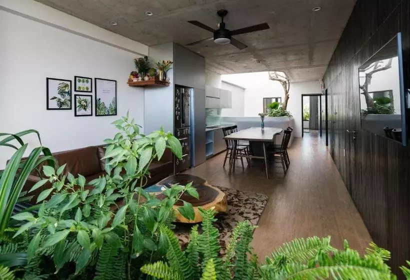 The Avis Apartments