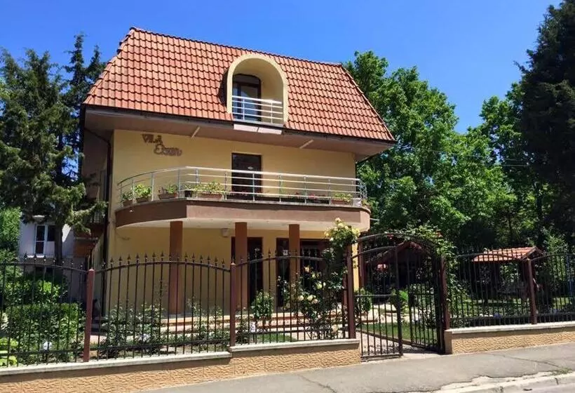 ペンション Casa Meyra