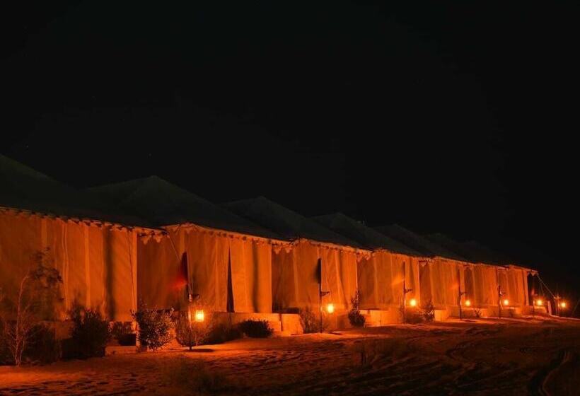 בית מלון כפרי Shama Desert Camp