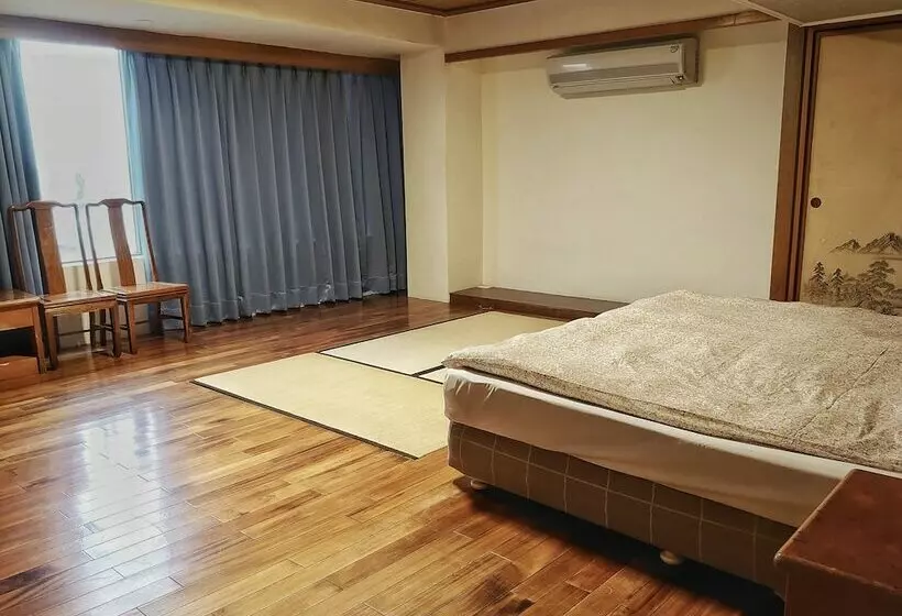 هتل Hermit Crab B&b