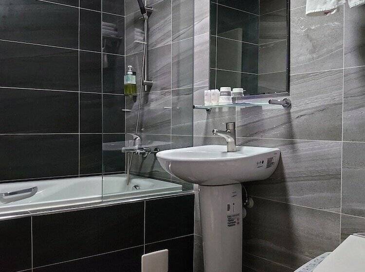 هتل Hermit Crab B&b