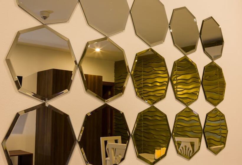 Hotel Parque Del Sol