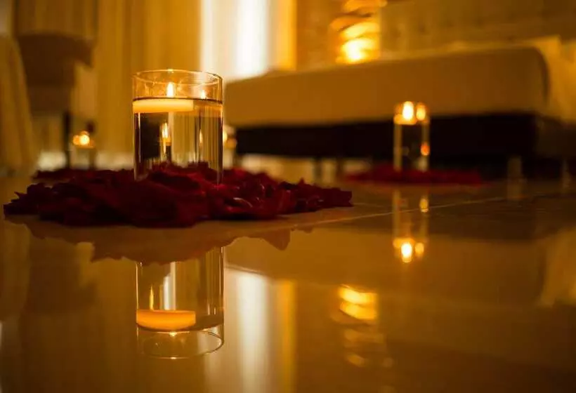 Hotelli Parque Del Sol