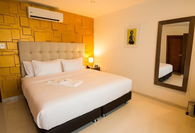 Hotel Parque Del Sol