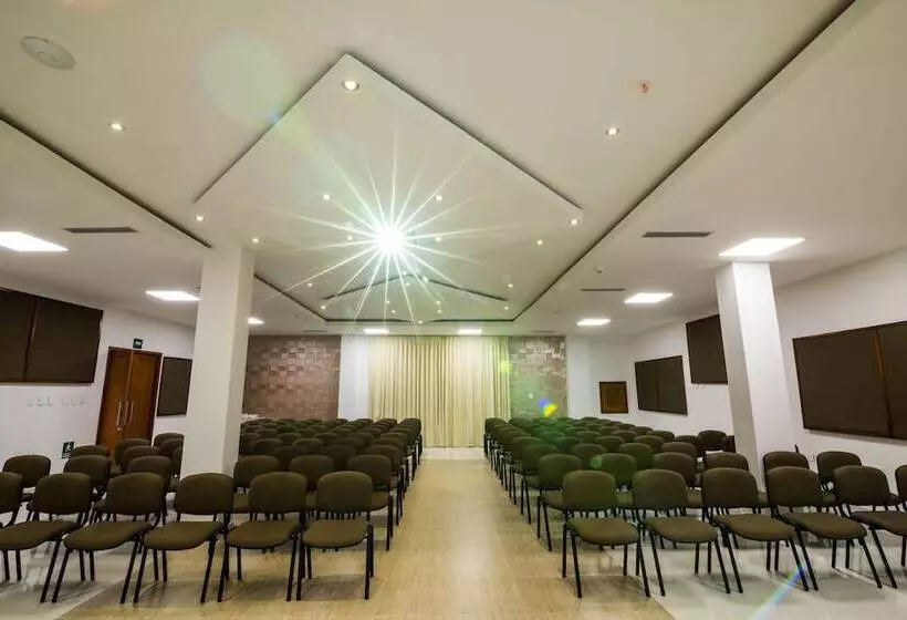 Hotelli Parque Del Sol