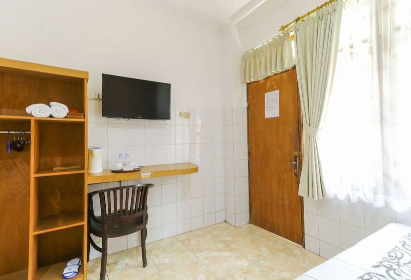 בית מלון כפרי Made Bali