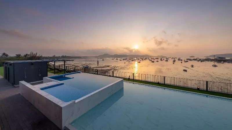 ホテル Arch39 Phuket Beach Front