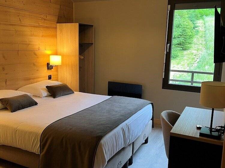 Отель Hôtel Le Picors