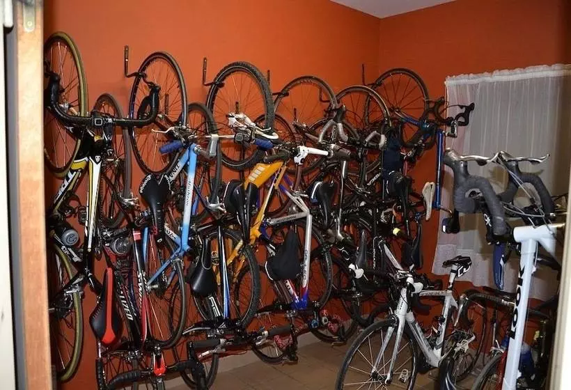 Hotelli Hôtel Le Picors