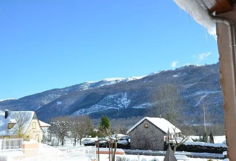 Hotelli Hôtel Le Picors