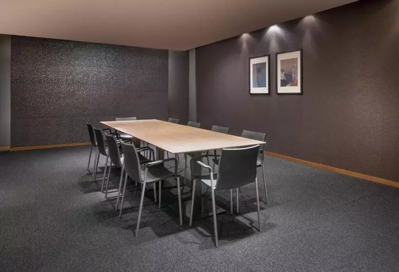 Отель Ac Baqueira Ski Resort, Autograph Collection