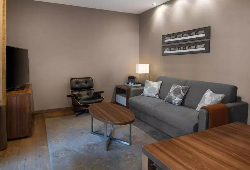 Отель Ac Baqueira Ski Resort, Autograph Collection