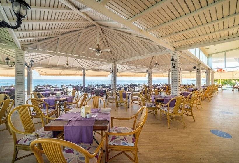 בית מלון כפרי Aska Just In Beach – All Inclusive