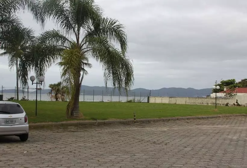 Отель Brisamar Suite