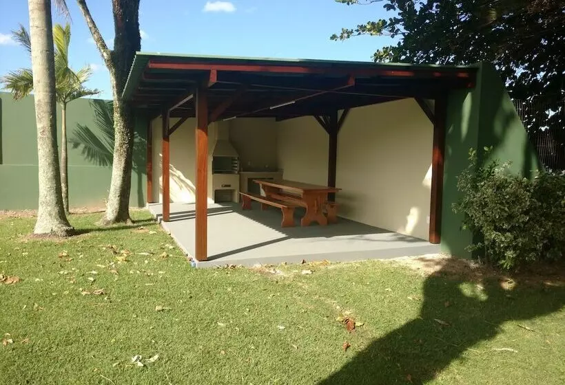 Отель Brisamar Suite