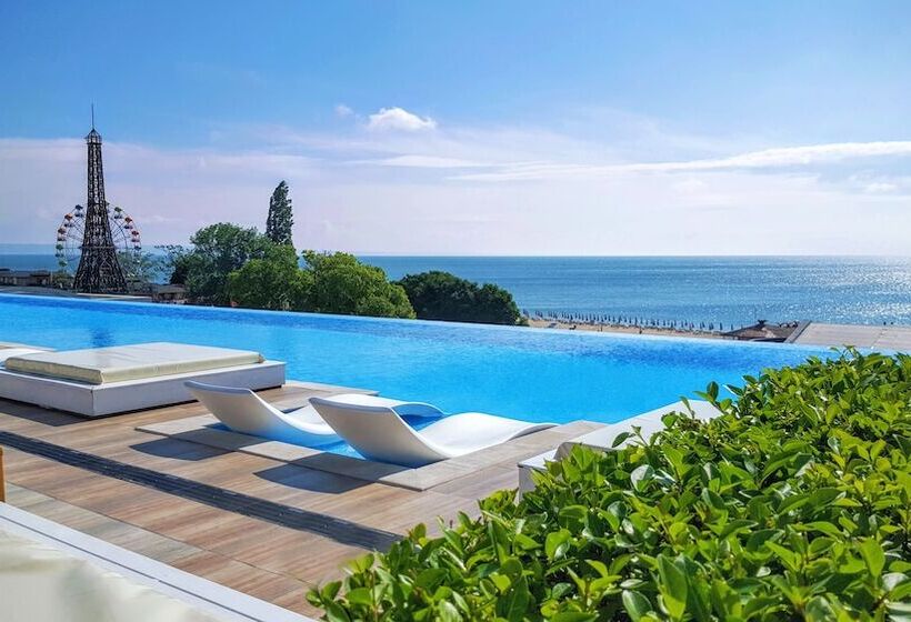 International Hotel Casino & Tower Suites