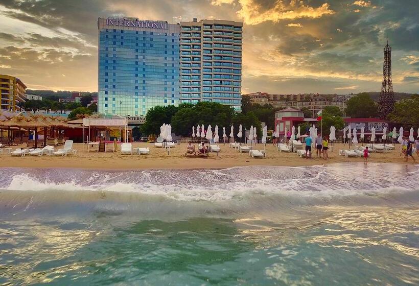 International Hotel Casino & Tower Suites