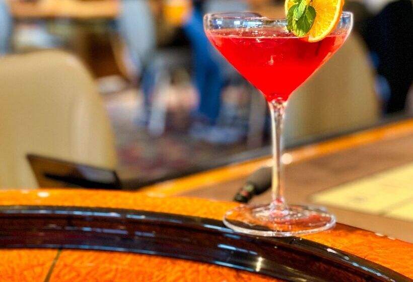 International Hotel Casino & Tower Suites